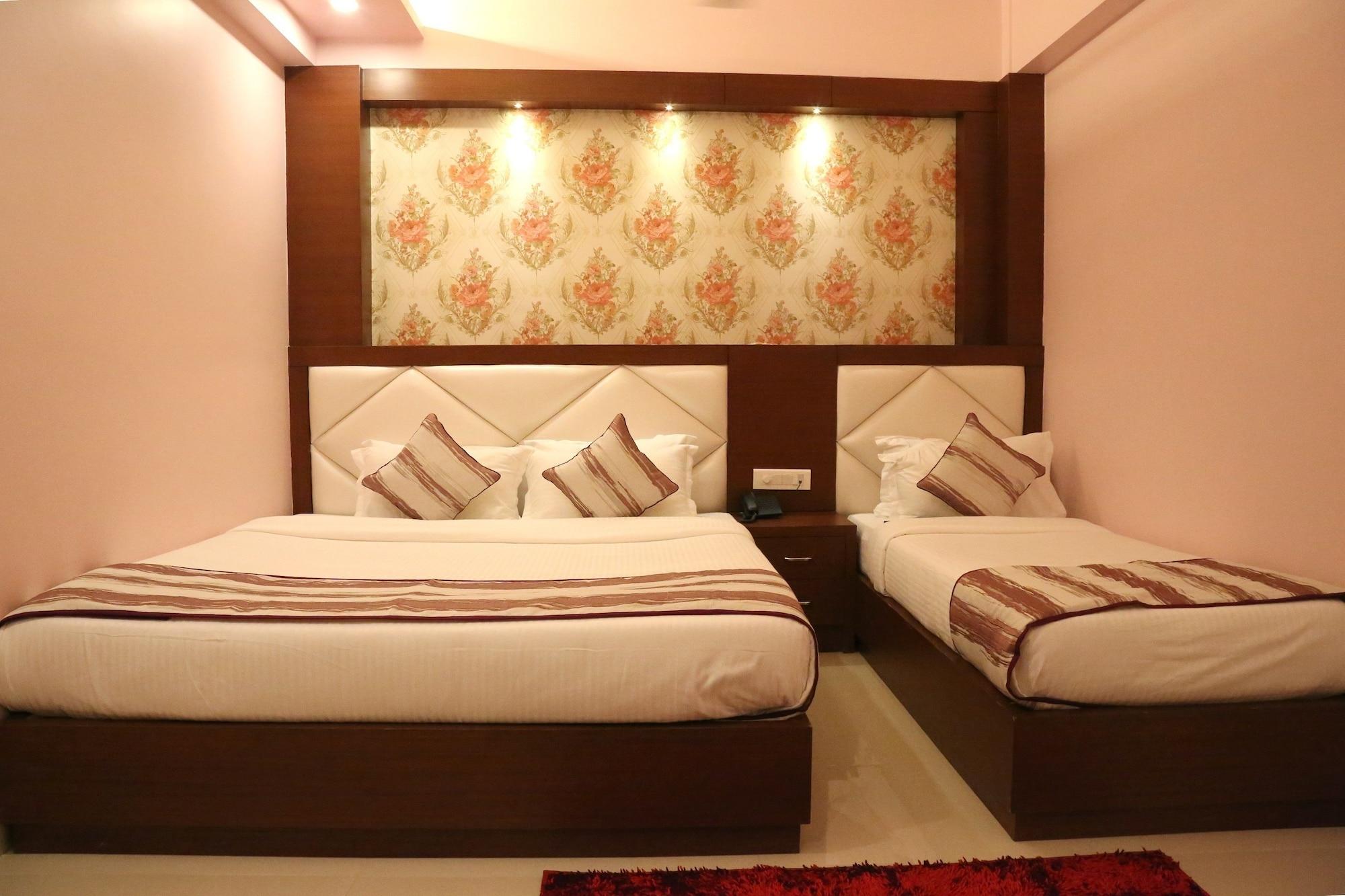 Hotel Varanasi Inn Exterior photo