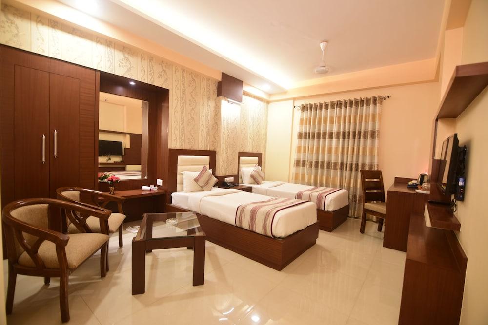 Hotel Varanasi Inn Exterior photo
