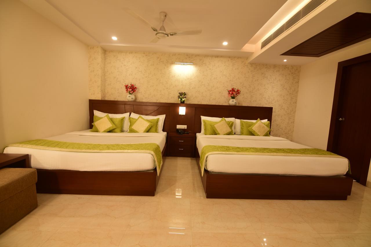 Hotel Varanasi Inn Exterior photo